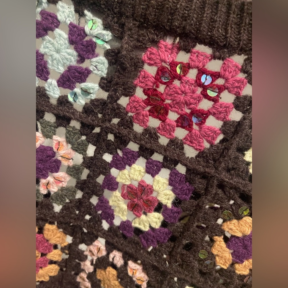 VTG Crochet DRESSBARN Floral Patchwork XL 100%Lambswool Cardigan Grandmacore - Picture 7 of 10